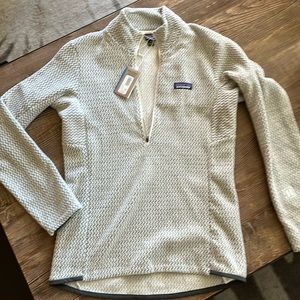 Women’s Patagonia fleece 1/2 zip pull-over